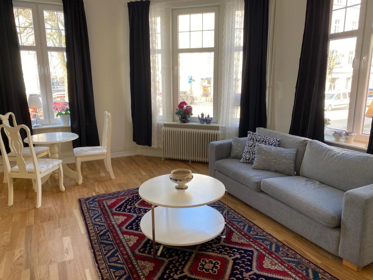 Vaenersborgs Vandrarhem المظهر الخارجي الصورة